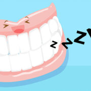 義歯を就寝時にはずすべきイメージ